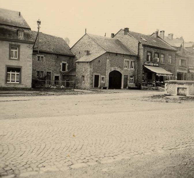 Les commerces à Comblain-au-Pont d'une guerre à l'autre.